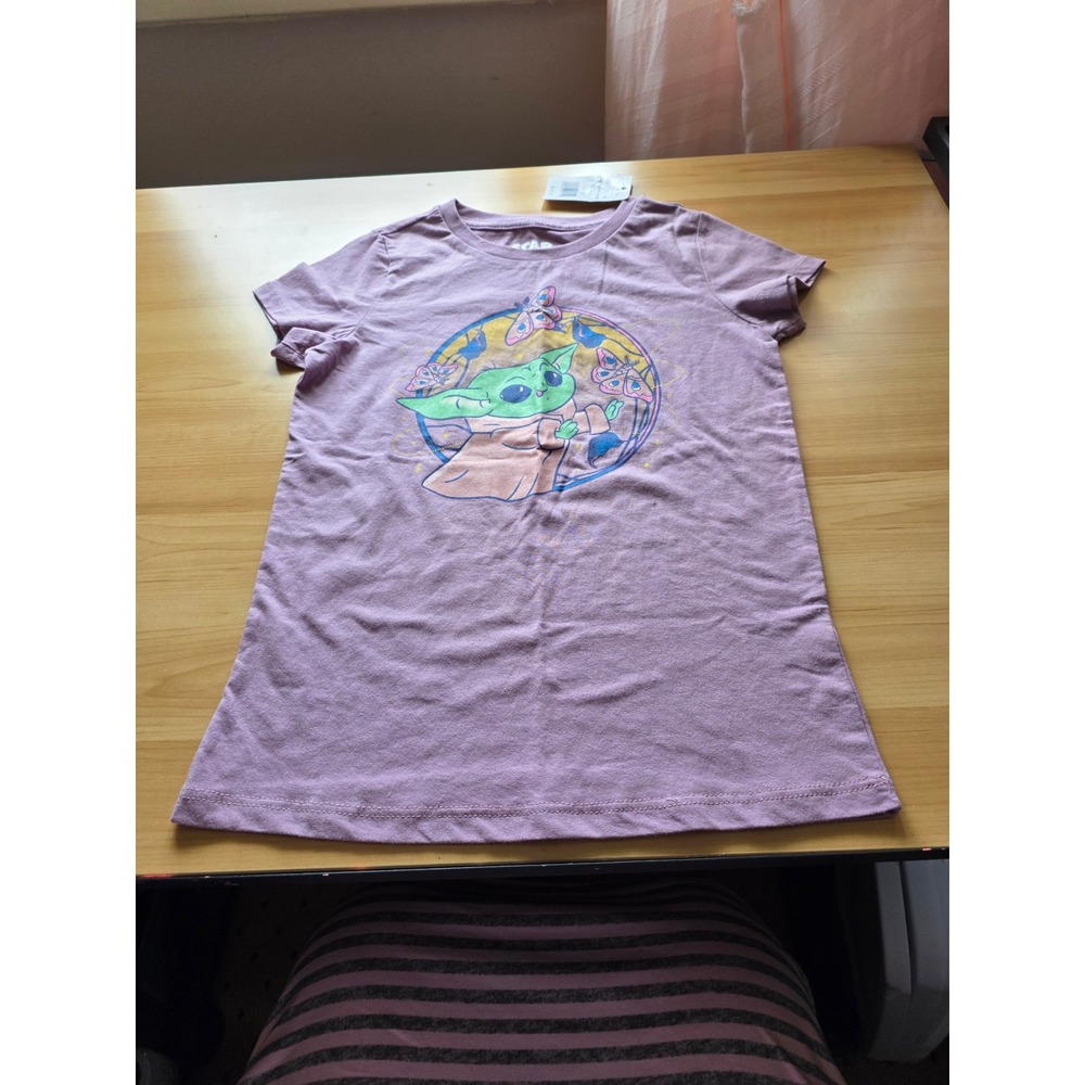 Star Wars Grogu Baby Yoda Butterfly Graphic T-Shirt Lavender Mad Engine M 8